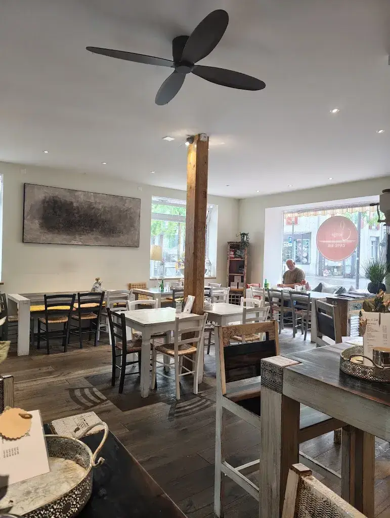 António Rocha_Sorriso Caffè Bar_Kreuzlingen_avis