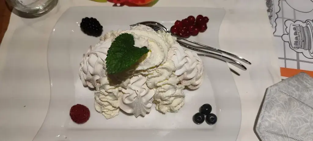 Sara Rutishauser_Gasthaus Sonne_Lengwil_avis