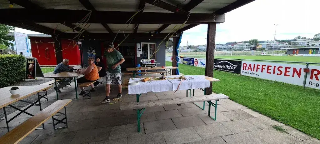 Jessica Gmür_Käthy's Hafenschenke_Scherzingen_recensione