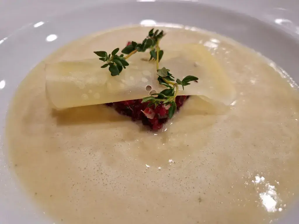 Therese Wild_iwaz Clubhaus - Restaurant & Events_Wetzikon_review