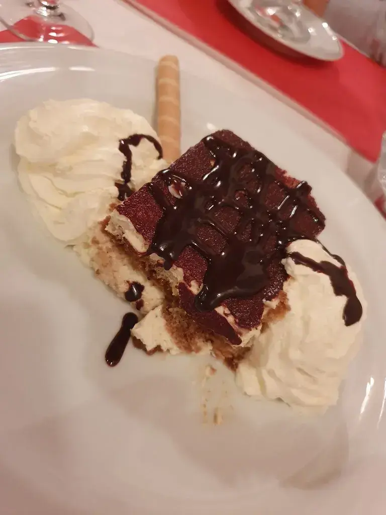 Stéphanie L_La Strega_Aegerten_Bewertung