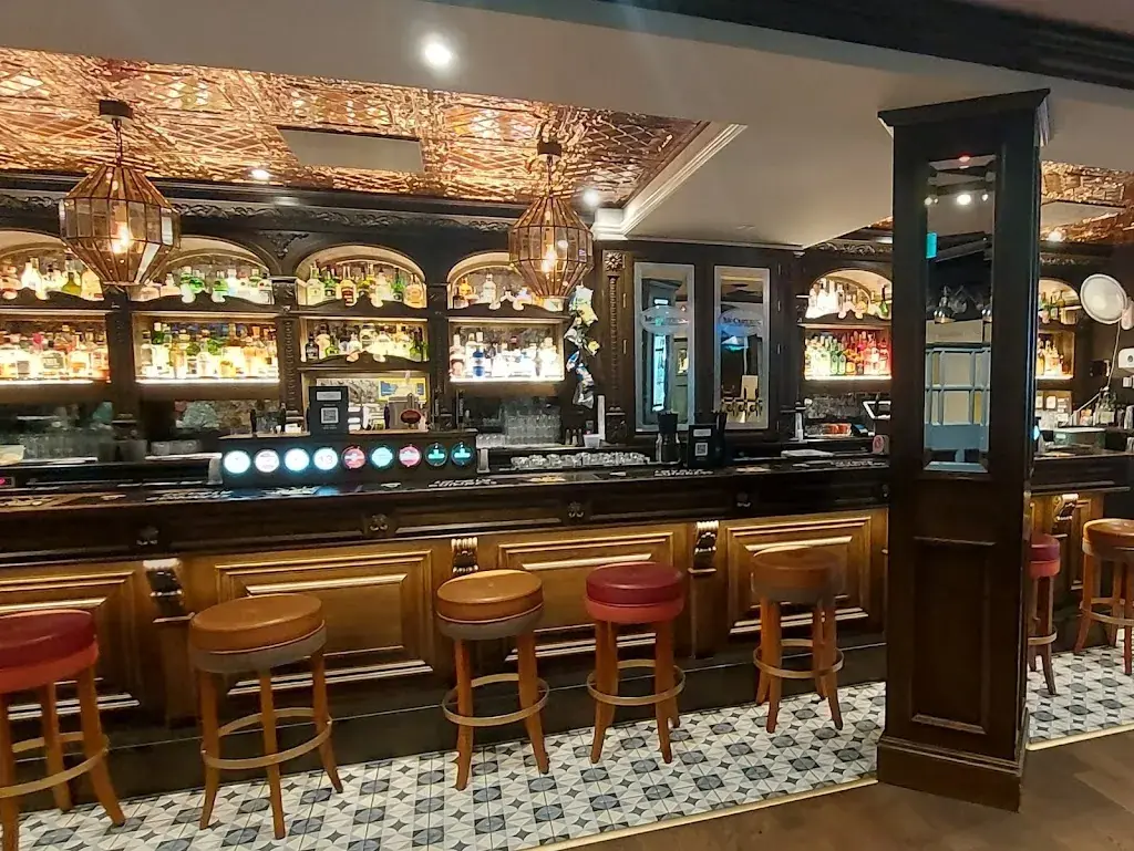 Mc CARTHY'S_Bern_slider_image_2