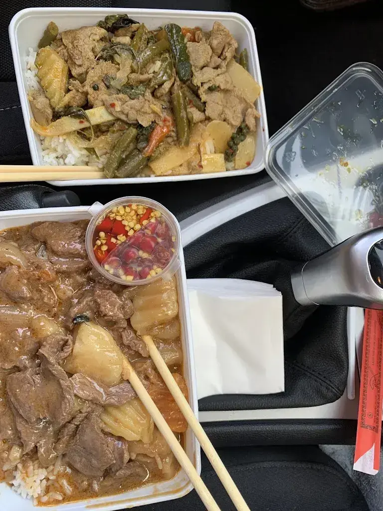 Ernesto Guevara_ThungThong`s Thai Take Away_Wetzikon_review