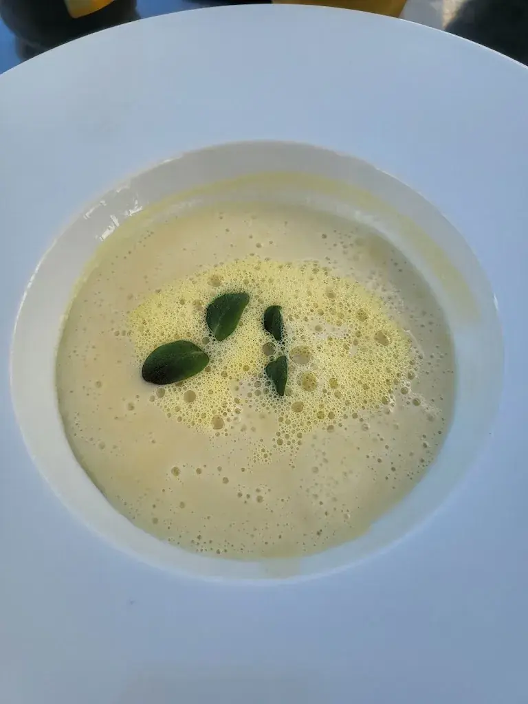 Sven W. Eisenhart_Restaurant Tannzapfe_Dussnang_avis