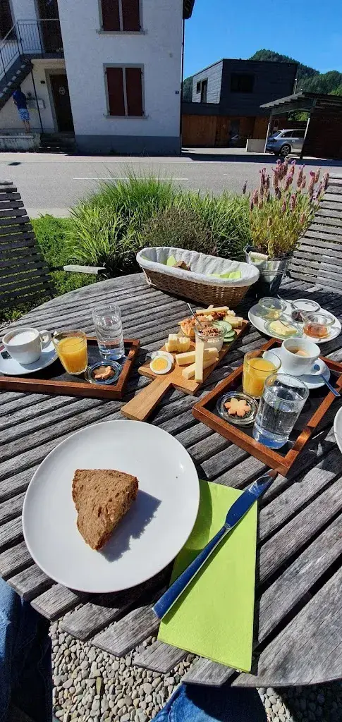 Menu_Dorf 16, Simone Schmalz_Oberwangen_image_2