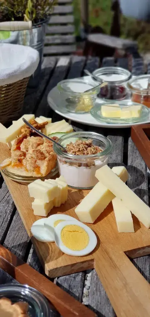 Menu_Dorf 16, Simone Schmalz_Oberwangen_image_7