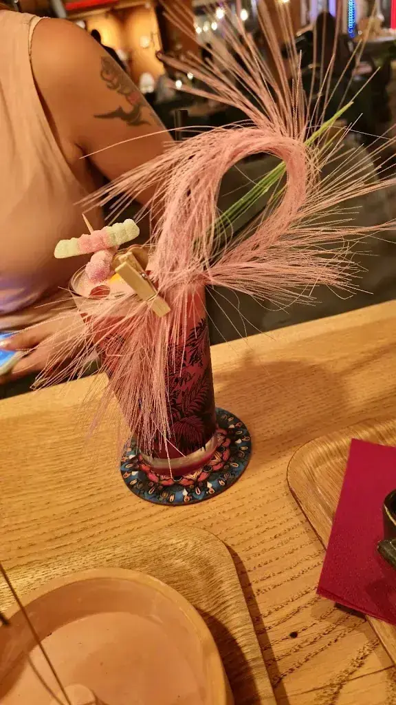 Sebastian B_Wood. Drink Eat Repeat Sirnach_Sirnach_review