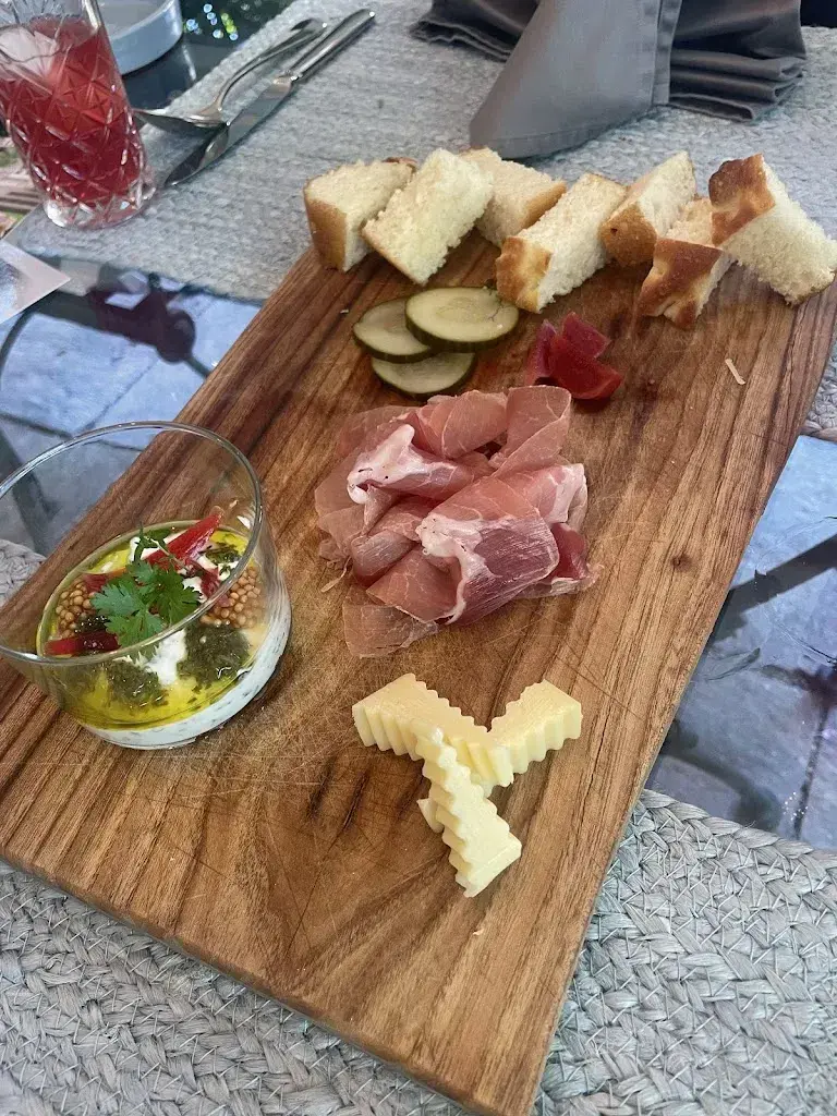 Nicole Frei_Künstlercantina by anNALIsa_Müllheim_review