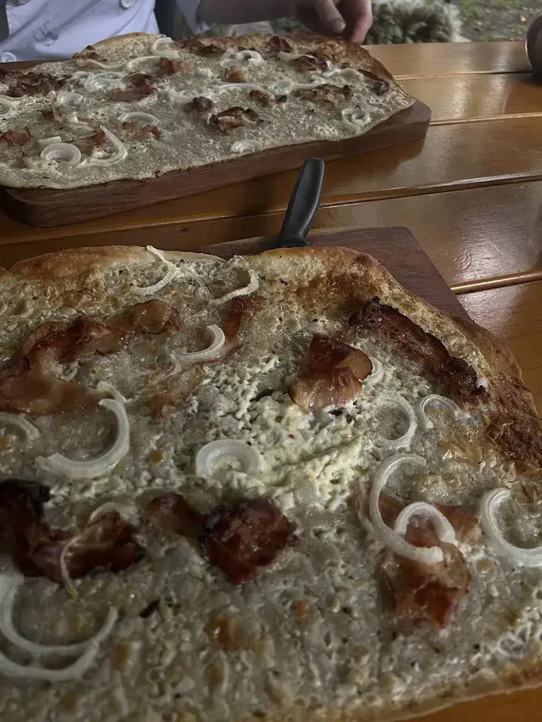 Larissa schlüchter_Künstlercantina by anNALIsa_Müllheim_review