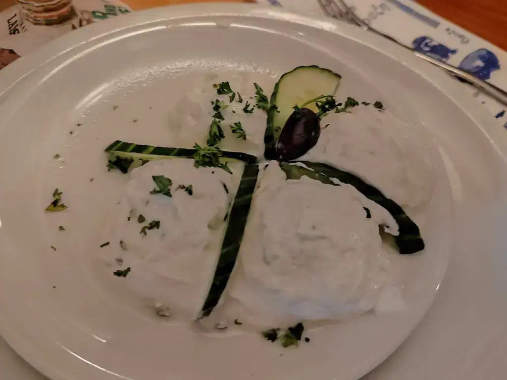 hongwei shen_Poseidon Restaurant_Germany_recensione