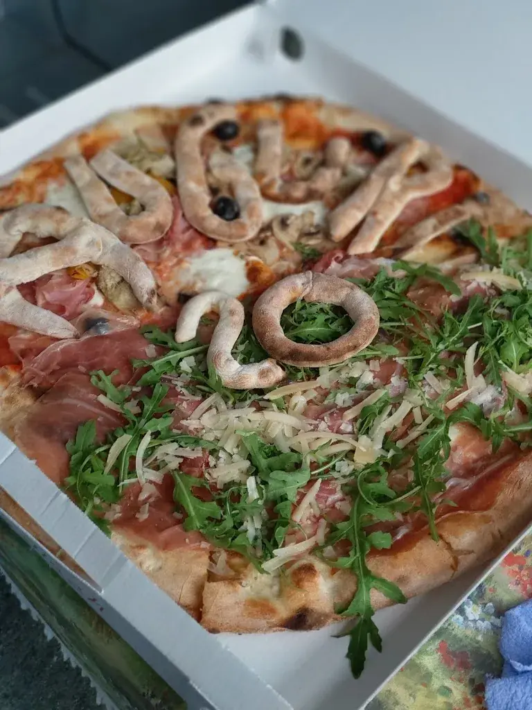 Pizzarella_Arbedo_menu_image_1