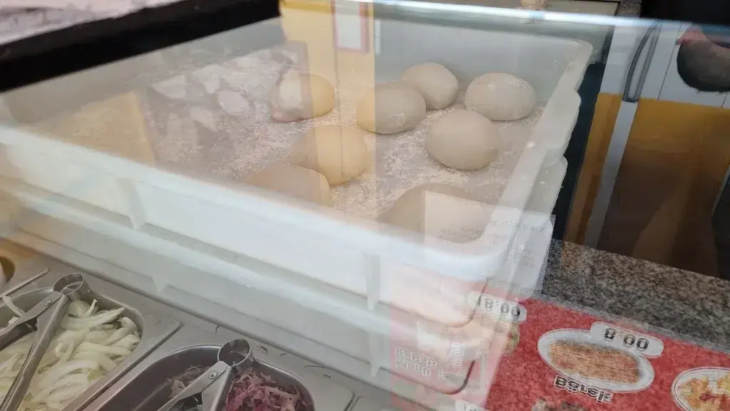 Ingo Schlösser_Castione Kebab_Arbedo-Castione_avis