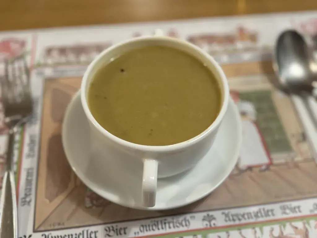 Artur Domaszewicz_Kreuz_Ersigen_review