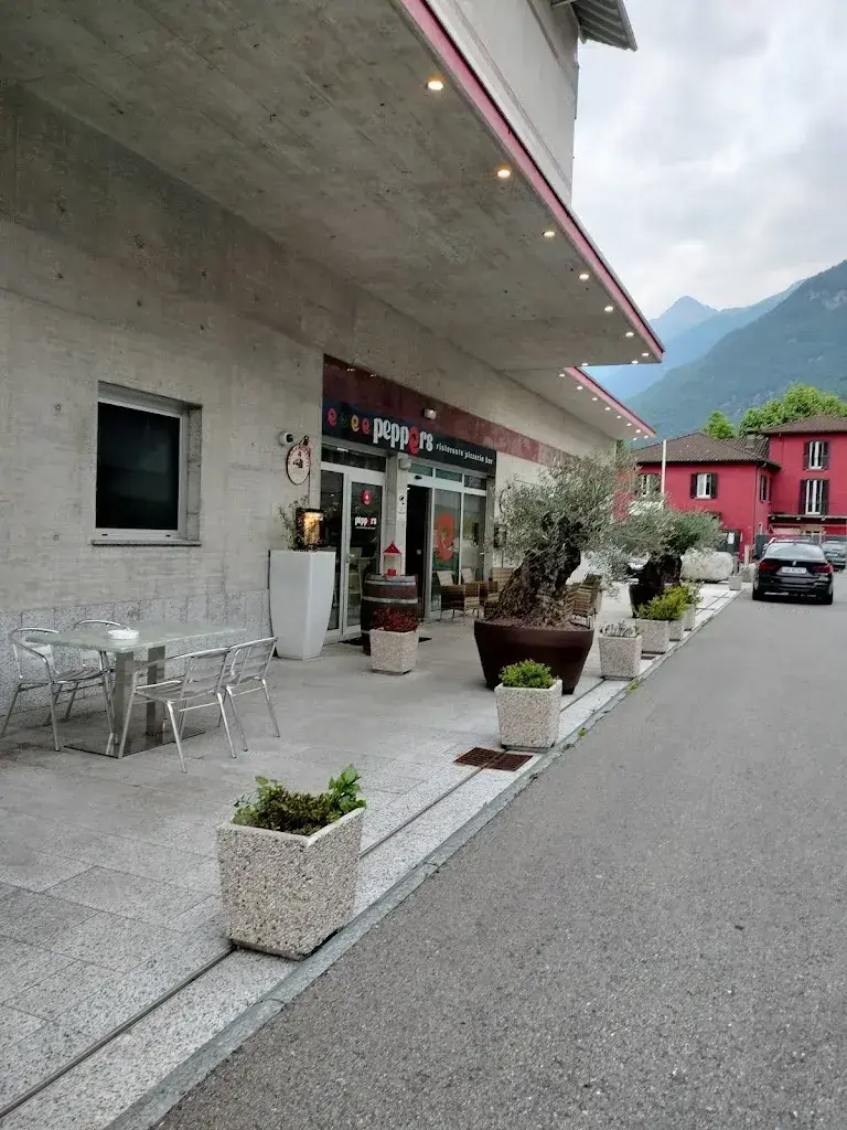 Stephanie Guerreiro_Peppers&Cactus Restaurant_Giubiasco_review