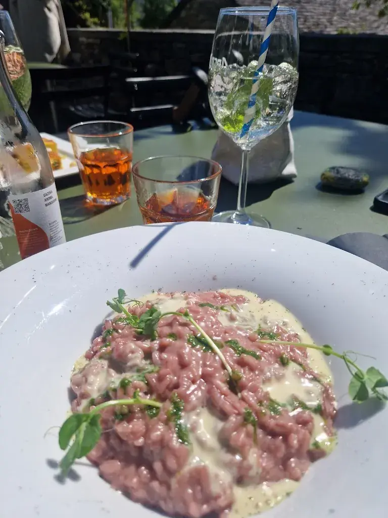 Rahel Zimmermann_Ristorante Ostello Curzutt_Monte Carasso_review