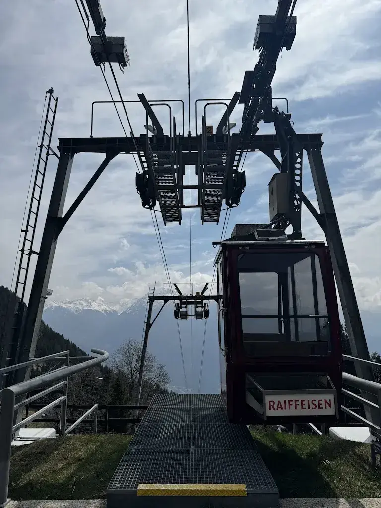 Rachel Coggan_Grotto Mornera_Monte Carasso_review