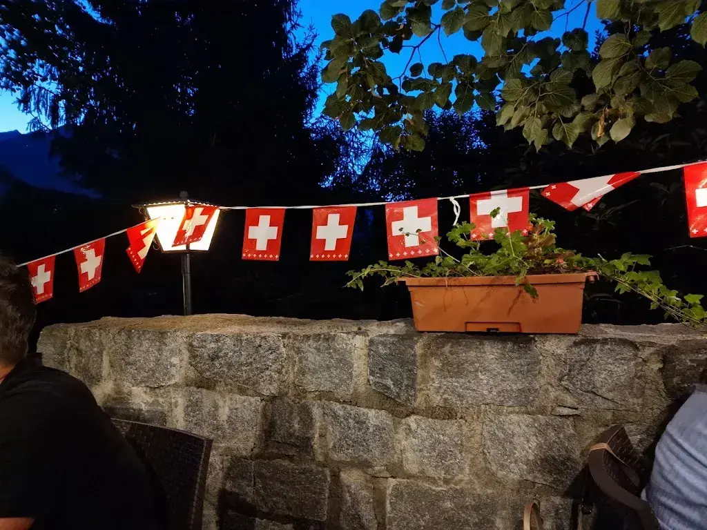 Peter Bosshart_Grotto Sbardella_Giubiasco_review