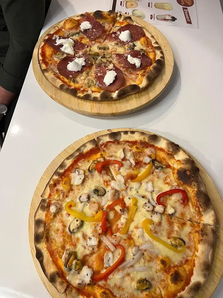 Menü_Pizzeria Take Away da Linda consegna a domicilio_Giubiasco_Bild_7