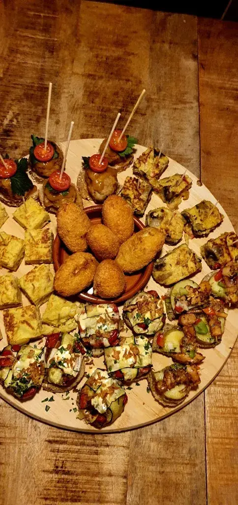 Menu_Hin & Her Tapas Bar_Fraubrunnen_image_5