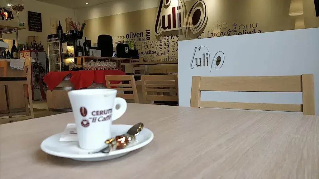 Ristobar L'Ulivo Restaurant in Camorino