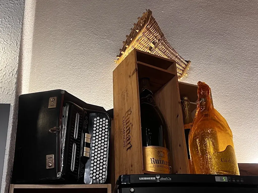 Caroline Bachmann_Grotto San Martino_Camorino_recensione