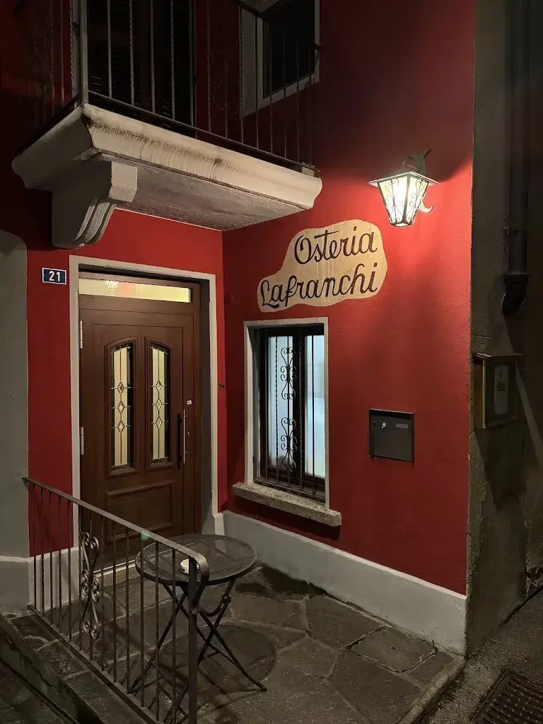 Lisa Ghisi_Osteria Lafranchi Sagl_Robasacco_reseña
