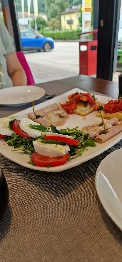 Thomas Spadaro_La Locanda Ristorante Bar Pizzeria_Cadenazzo_Bewertung