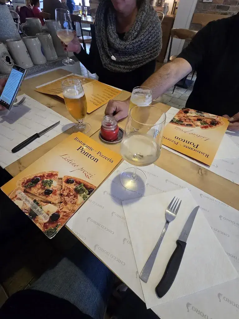 Menu_Pizzeria Ponton_Claro_image_5