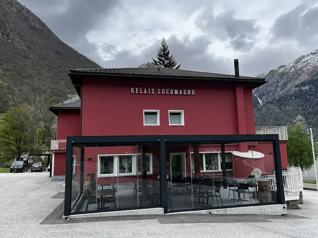 Veronica McConaghy_Relais Lucomagno_Olivone_review