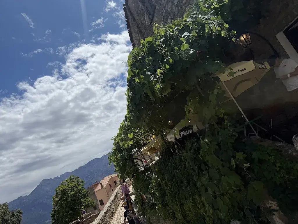 Franck Calendini_La Taverne Corse_France_review