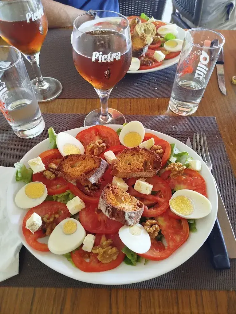 Vanessa Aiello Salgues_A Casa Corsa Chez Antonia_France_review