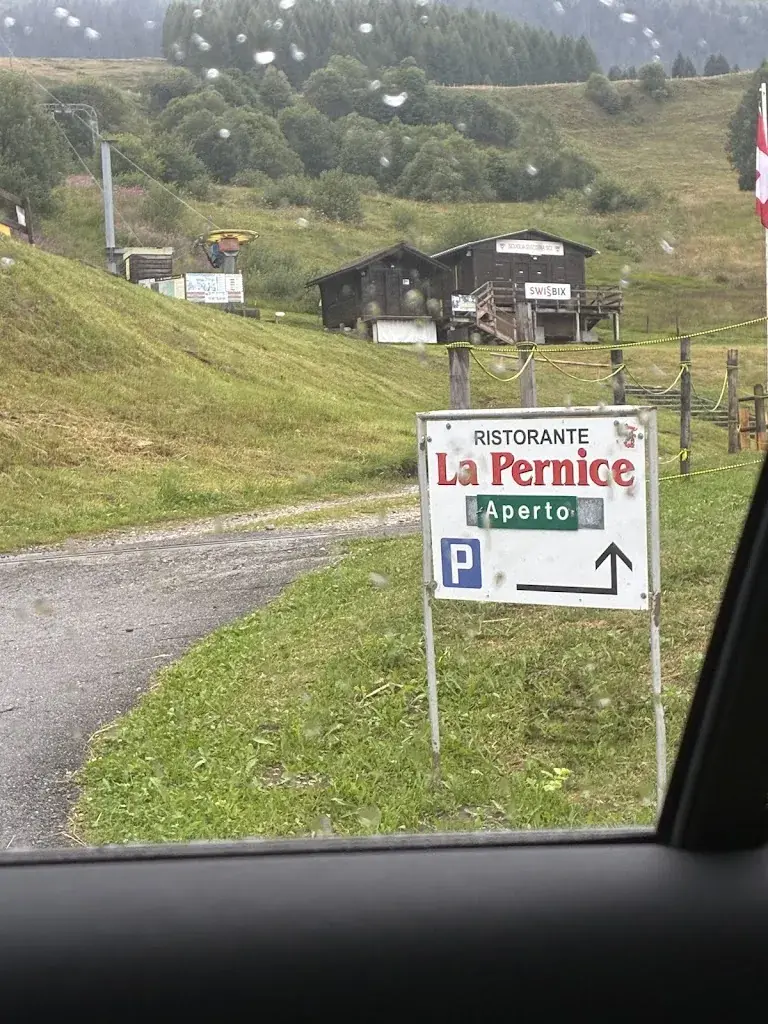 Flavia Toschini_Ristorante La Pernice con alloggio_Leontica_reseña