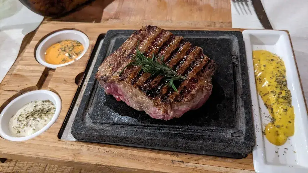 Menu_Apulia Ristorante Pizzeria_Jegenstorf_image_3