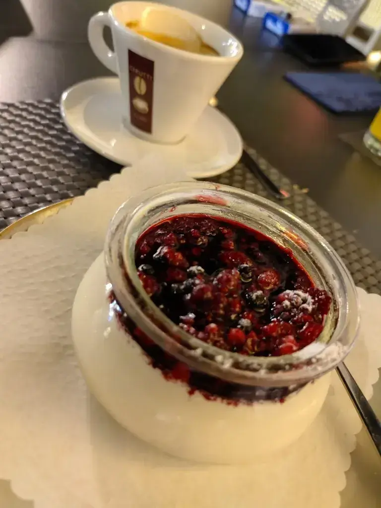 Menu_Apulia Ristorante Pizzeria_Jegenstorf_image_4