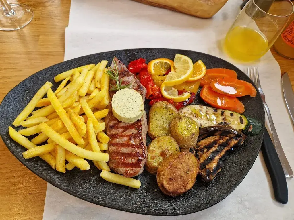 Menu_Apulia Ristorante Pizzeria_Jegenstorf_image_9