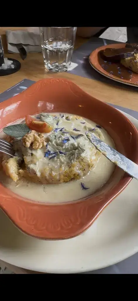 Maksym Kostornoi_Grotto Efra_Sonogno_review