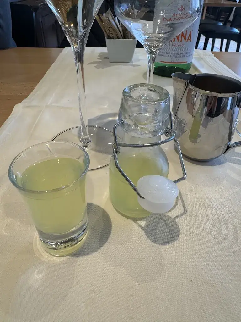 Lejla_Alla Stazione_Lavorgo_recensione