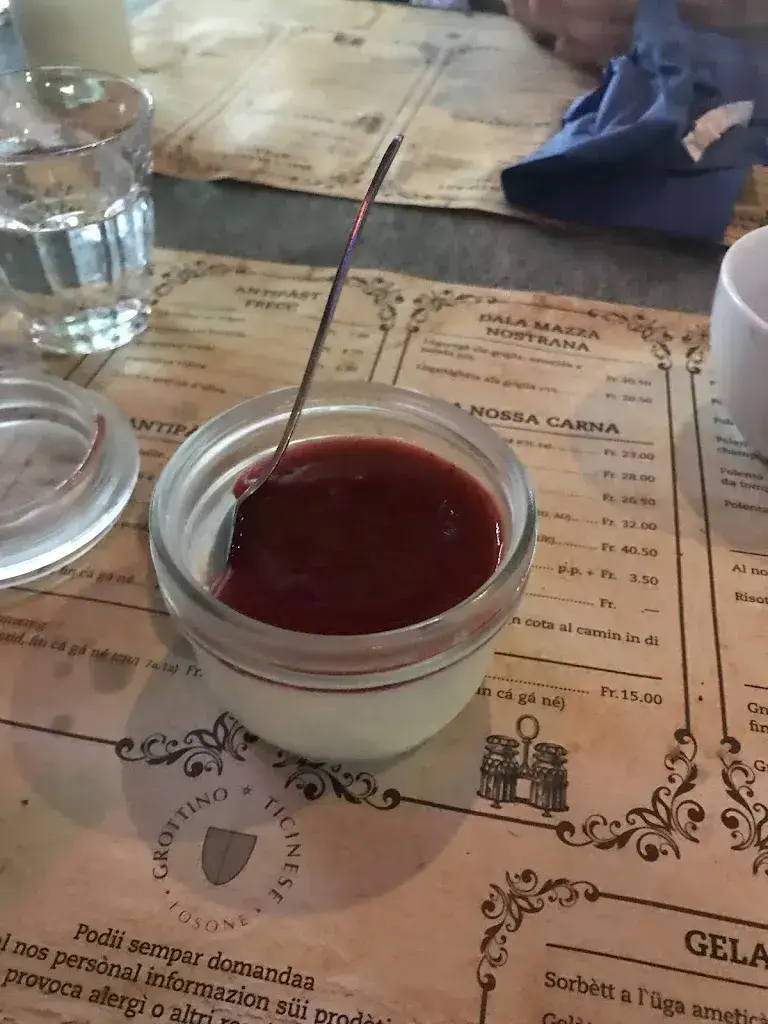 Michael C_Grottino Ticinese_Losone_review