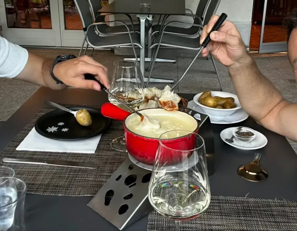 Nicos Decarli_Caseificio del Gottardo_Airolo_review