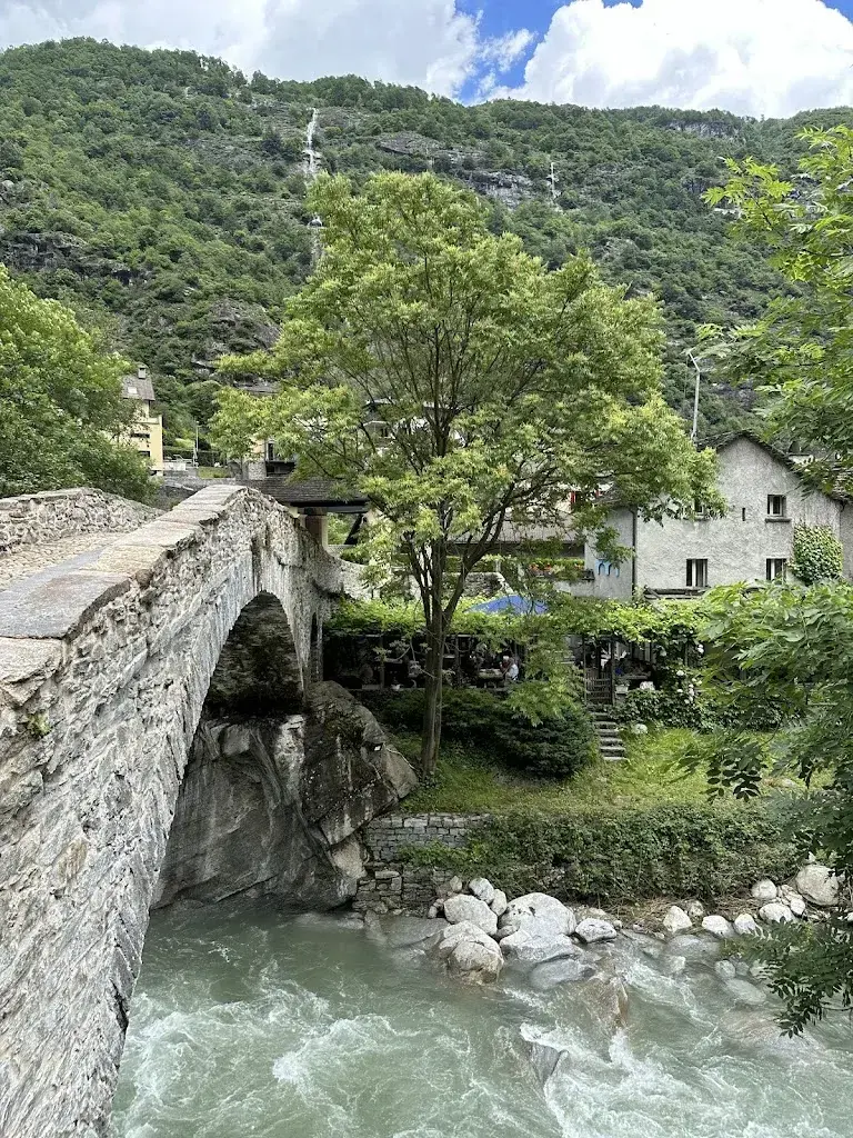 Ric Perry_Grotto Dei Due Ponti_Giornico_review