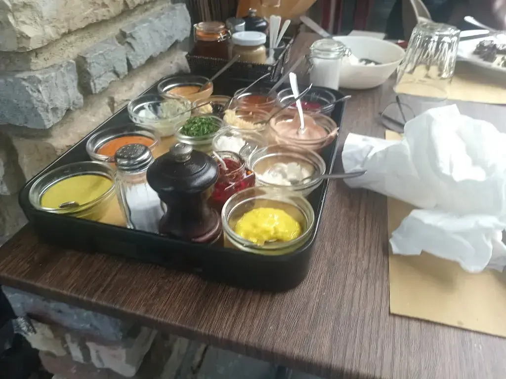 Menu_Valais-style Tavern_le-Lignon_image_5