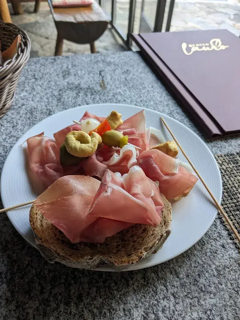 J St_Grotto Lauro_Arcegno_review