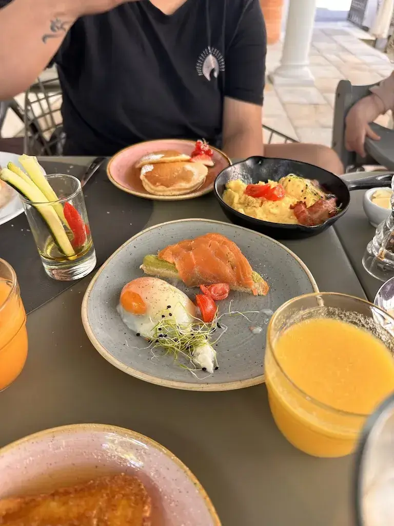 Rebekka Lüthi_Sunstar Hotel Brissago_Brissago_review