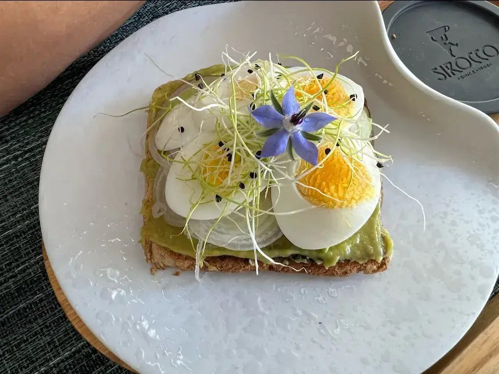 Agunda Schweizer_Isolino Ristorante Wine Bar_Locarno_review