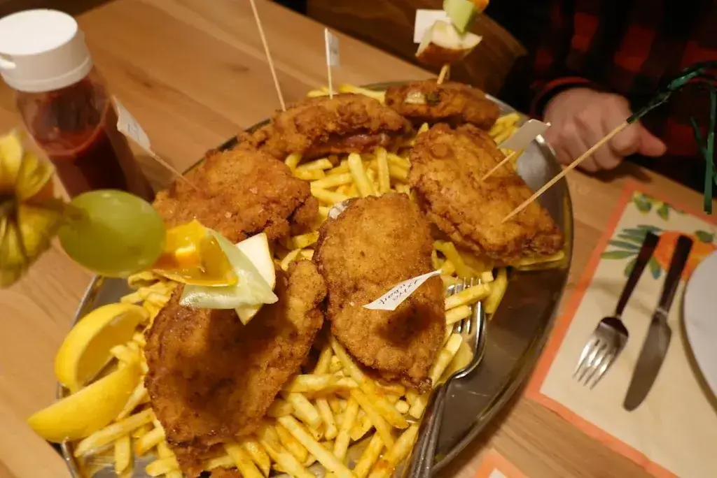 Heqing Shen_Schnitzelhouse - Restaurant zum Brünnli_Rüegsauschachen_review