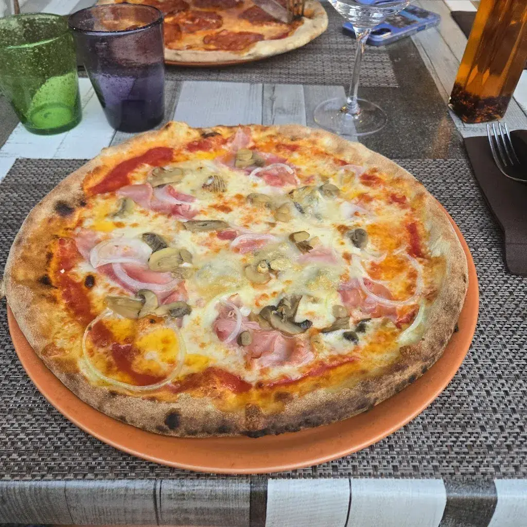 mara ple_Ristorante Pizzeria Montana_Losone_review