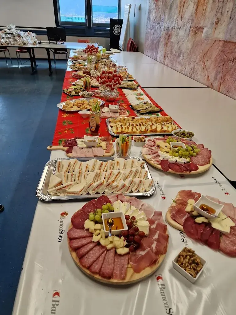 Menu_Mood Bar and More_Muralto_image_4