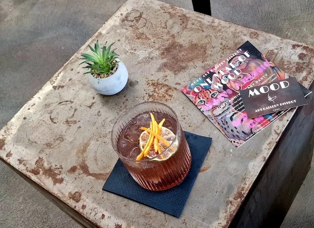 Michel Schauenberg_Mood Bar and More_Muralto_review