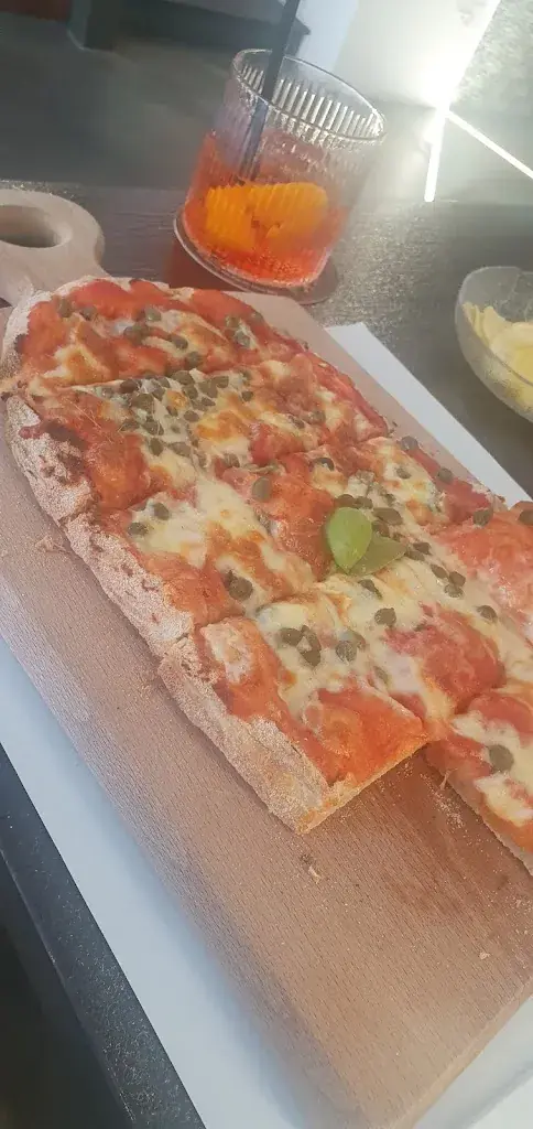 Juerg Hegnauer_Mood Bar and More_Muralto_review