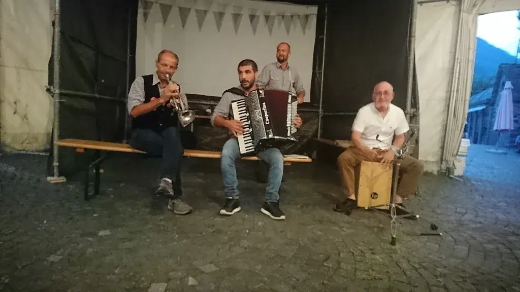 Thomas Kaupert_Osteria Bar Amici_Russo_review